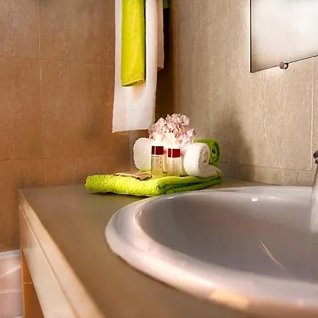 Apartahotel Flamingo 3*